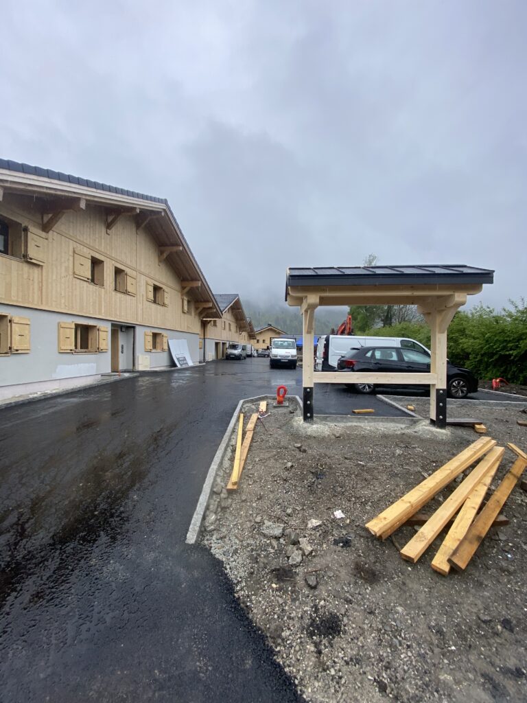 Accès enrobés Les Chalets de Bostan
